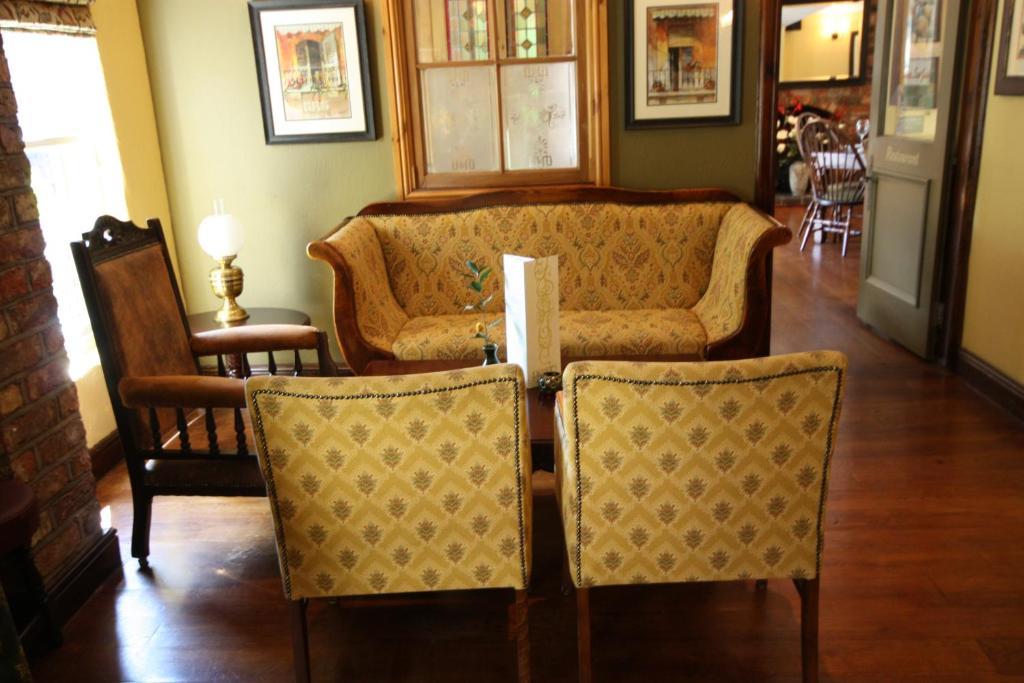 The Dibbinsdale Inn บรอมบะระ ภายนอก รูปภาพ